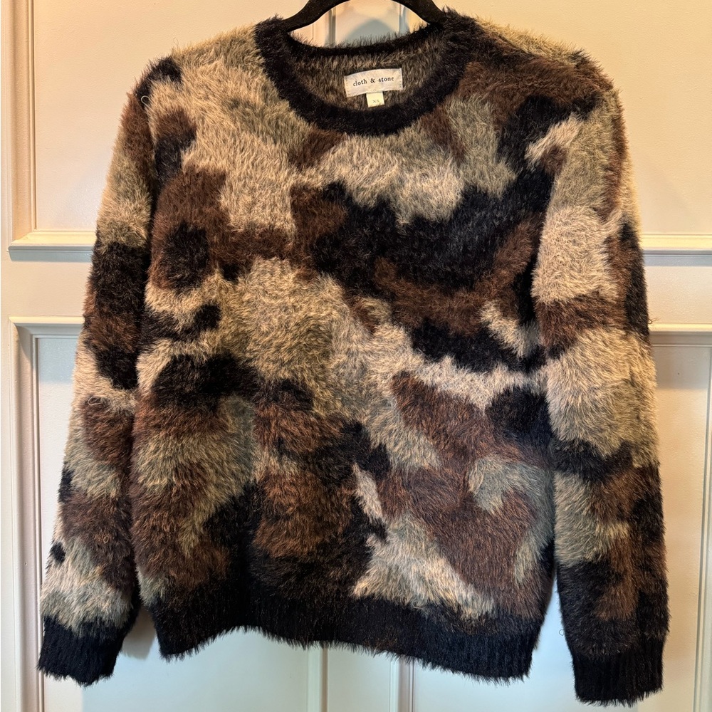Cloth & Stone For Anthropologie Camo Fuzzy Sweater XS